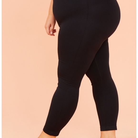 ✨ NWT ✨Arula Ribbed High Waisted Leggings Size A / 1X - Picture 4 of 8